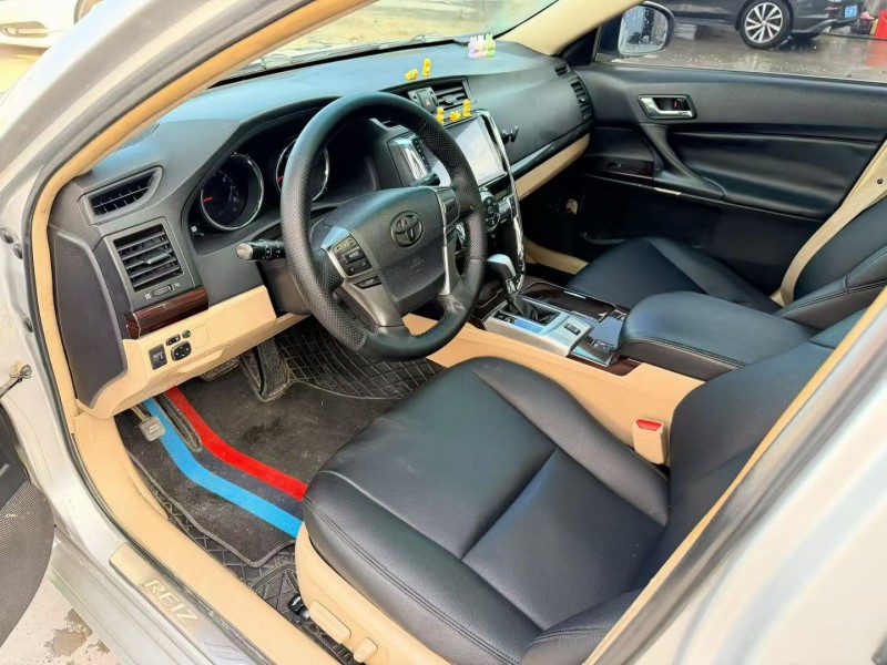 汕头12年丰田锐志2