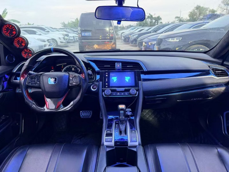 汕头19年本田思域4