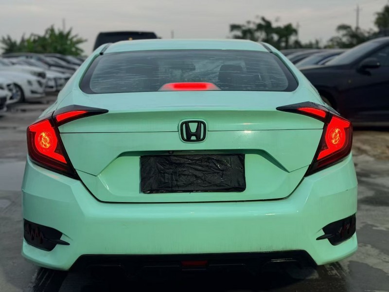 汕头19年本田思域8