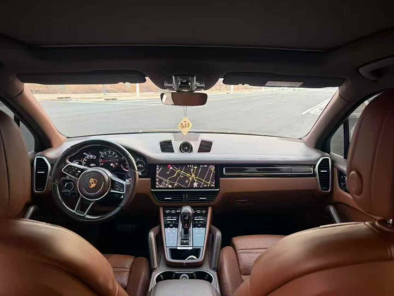 张家口21年保时捷卡宴6