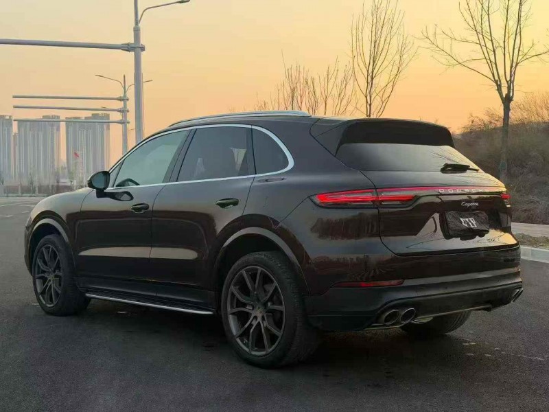 张家口21年保时捷卡宴7