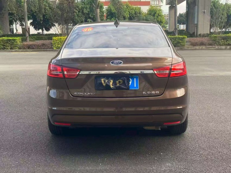 漳州15年福特福睿斯9