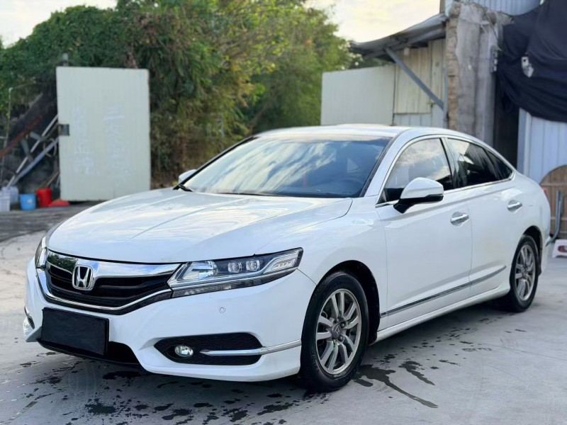 汕头18年本田思铂睿2