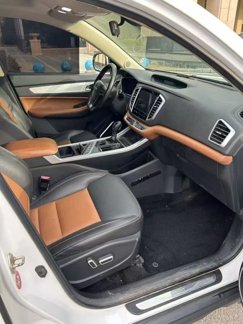 南阳19年吉利远景7