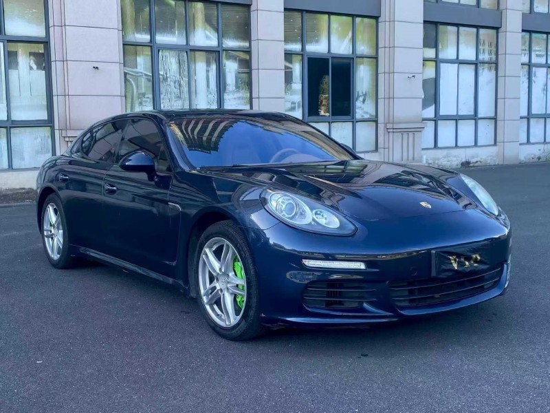 漳州14年保时捷帕拉梅拉2