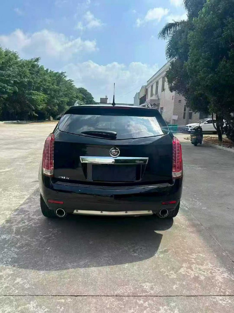 漳州15年凯迪拉克SRX9