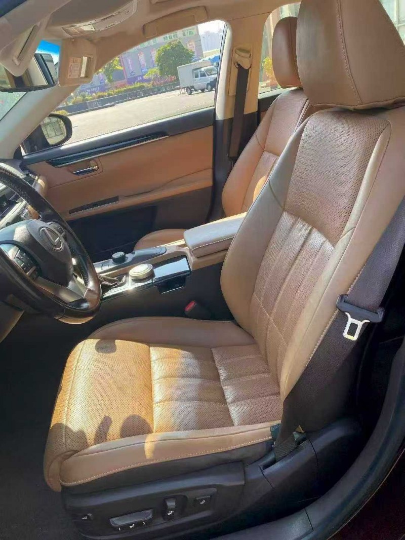 漳州16年雷克萨斯ES4