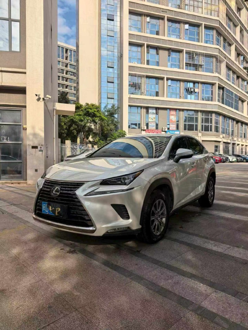 漳州21年雷克萨斯NX3