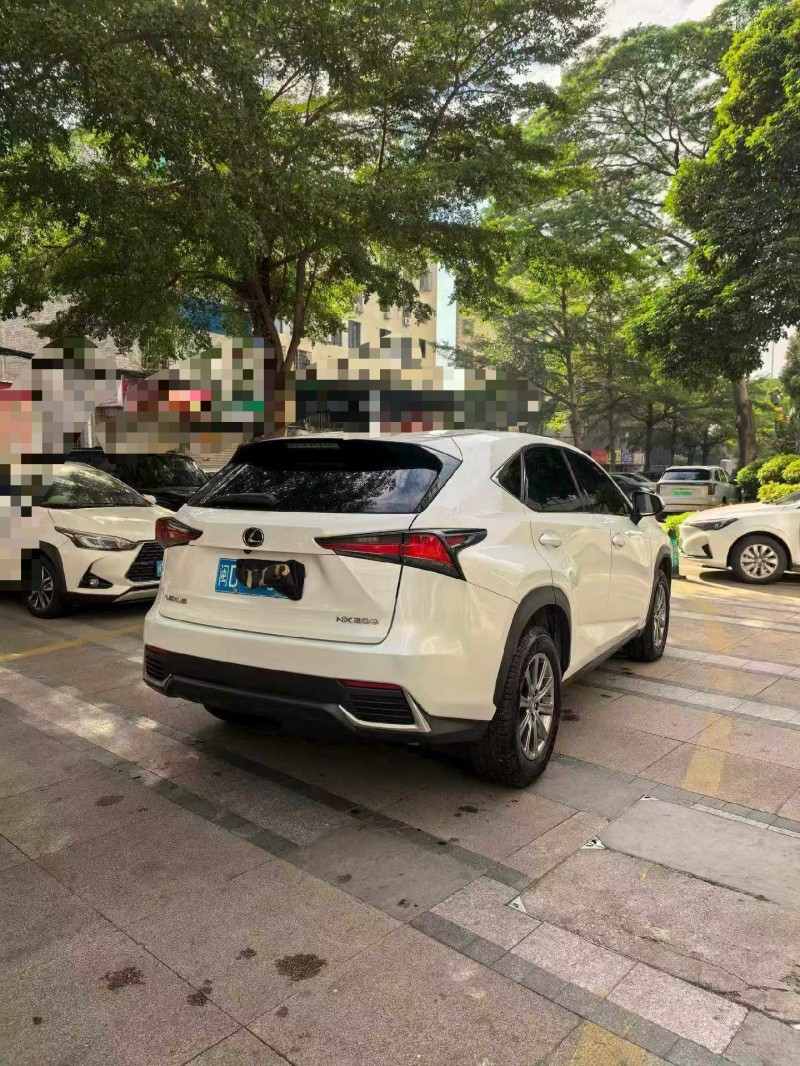 漳州21年雷克萨斯NX7