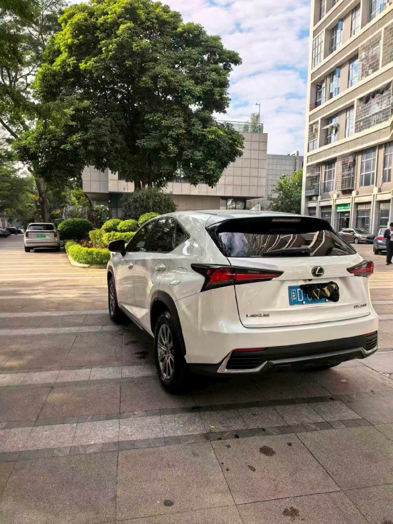 漳州21年雷克萨斯NX8