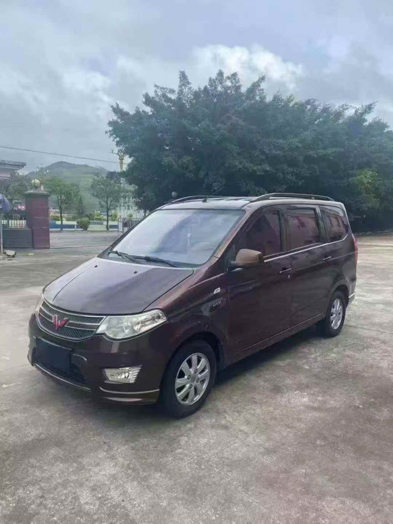 漳州17年五菱汽车宏光3