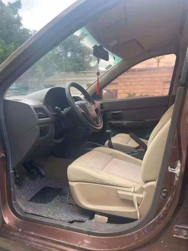 漳州17年五菱汽车宏光5