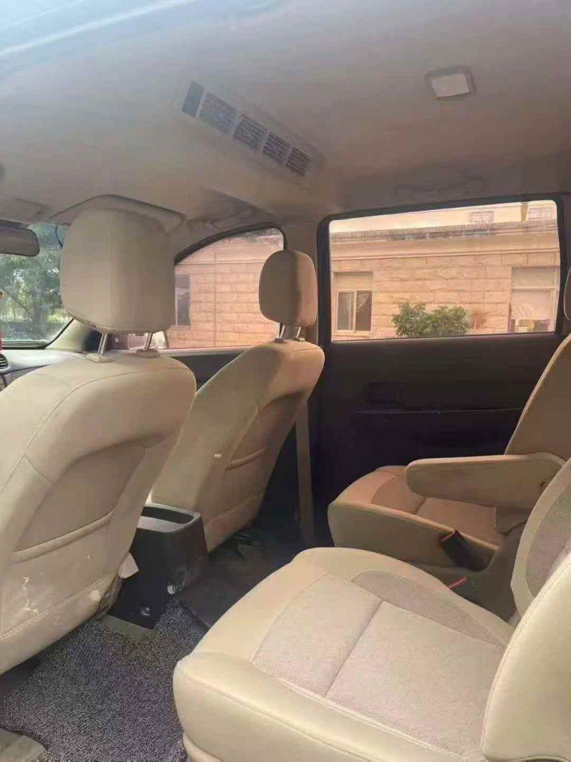 漳州17年五菱汽车宏光6