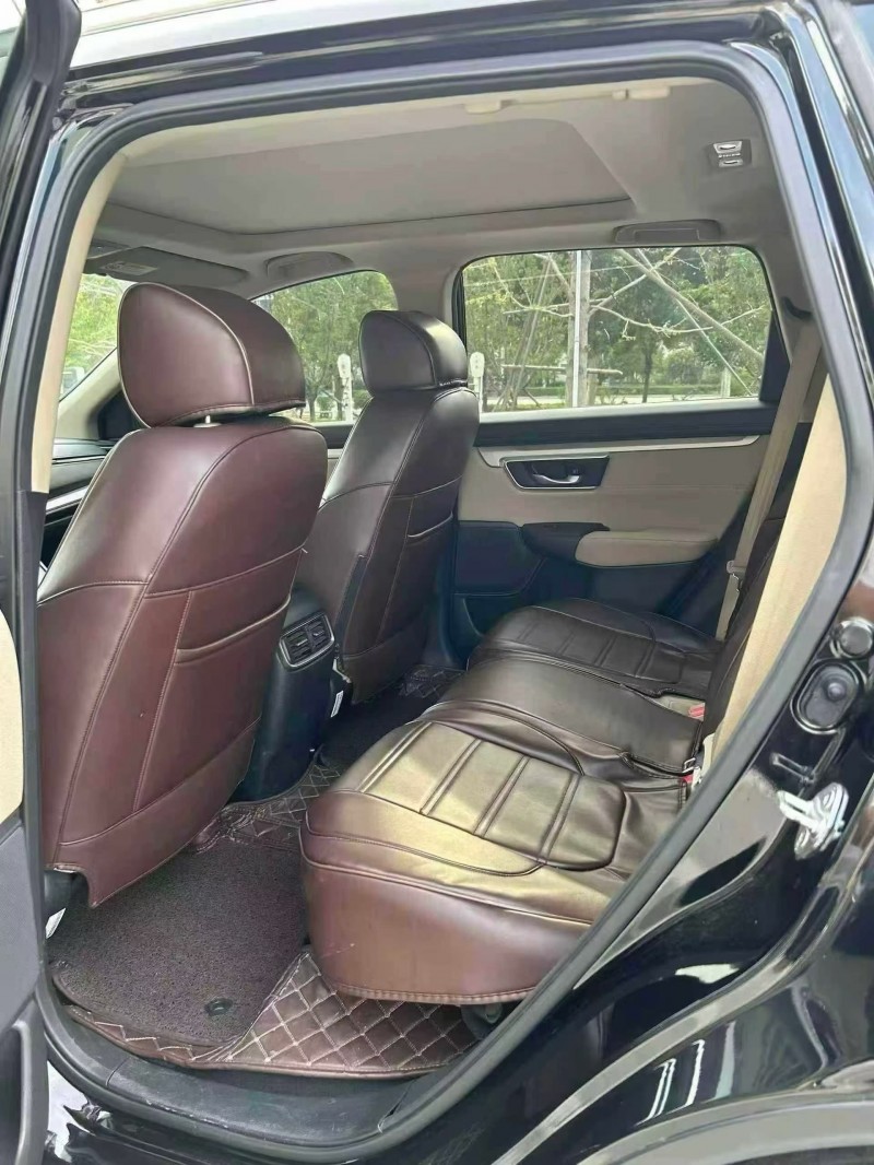 南阳19年本田CRV2