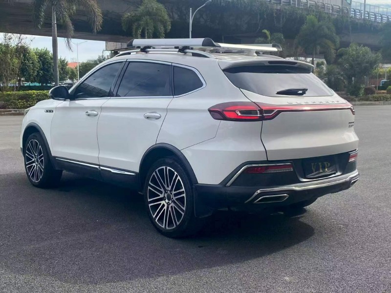 漳州18年猎豹汽车迈途8