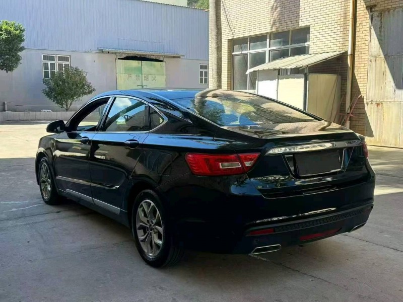 漳州16年吉利博瑞8