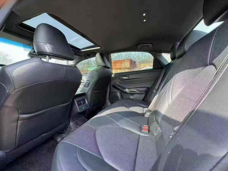 淄博24年丰田亚洲龙7