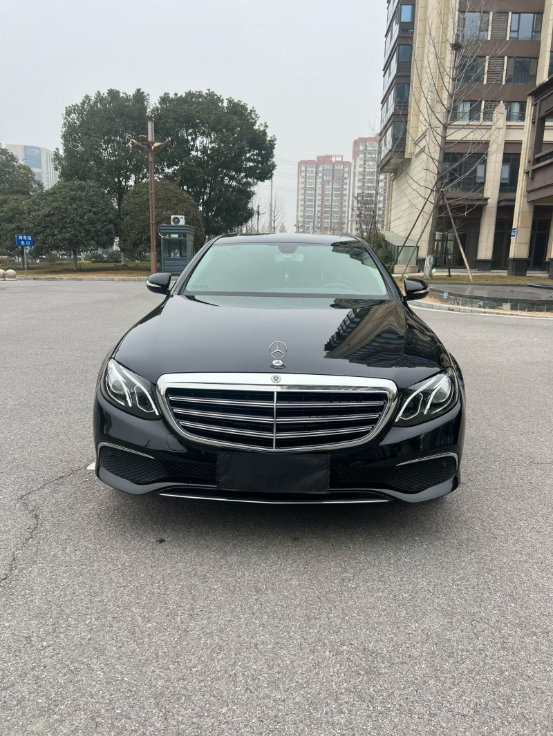 南阳19年奔驰E1