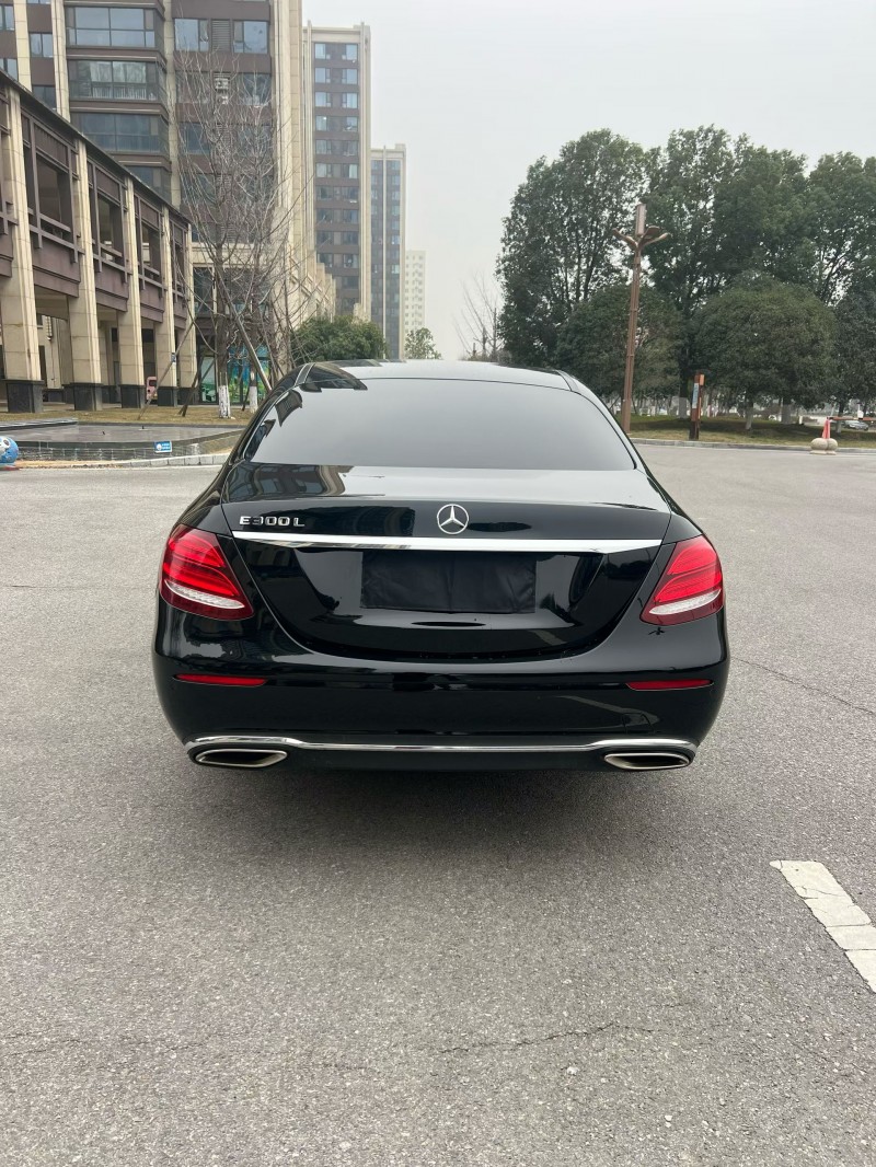 南阳19年奔驰E3