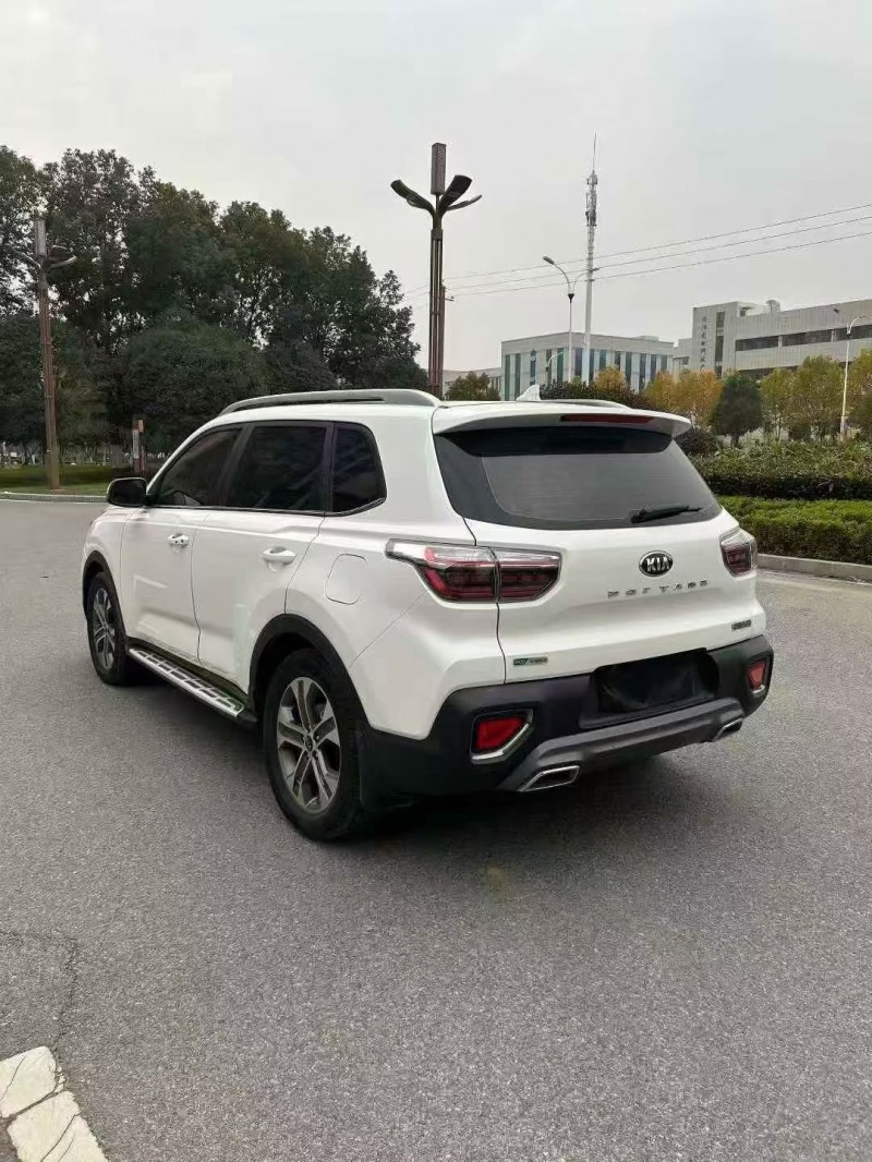 南阳20年起亚智跑9