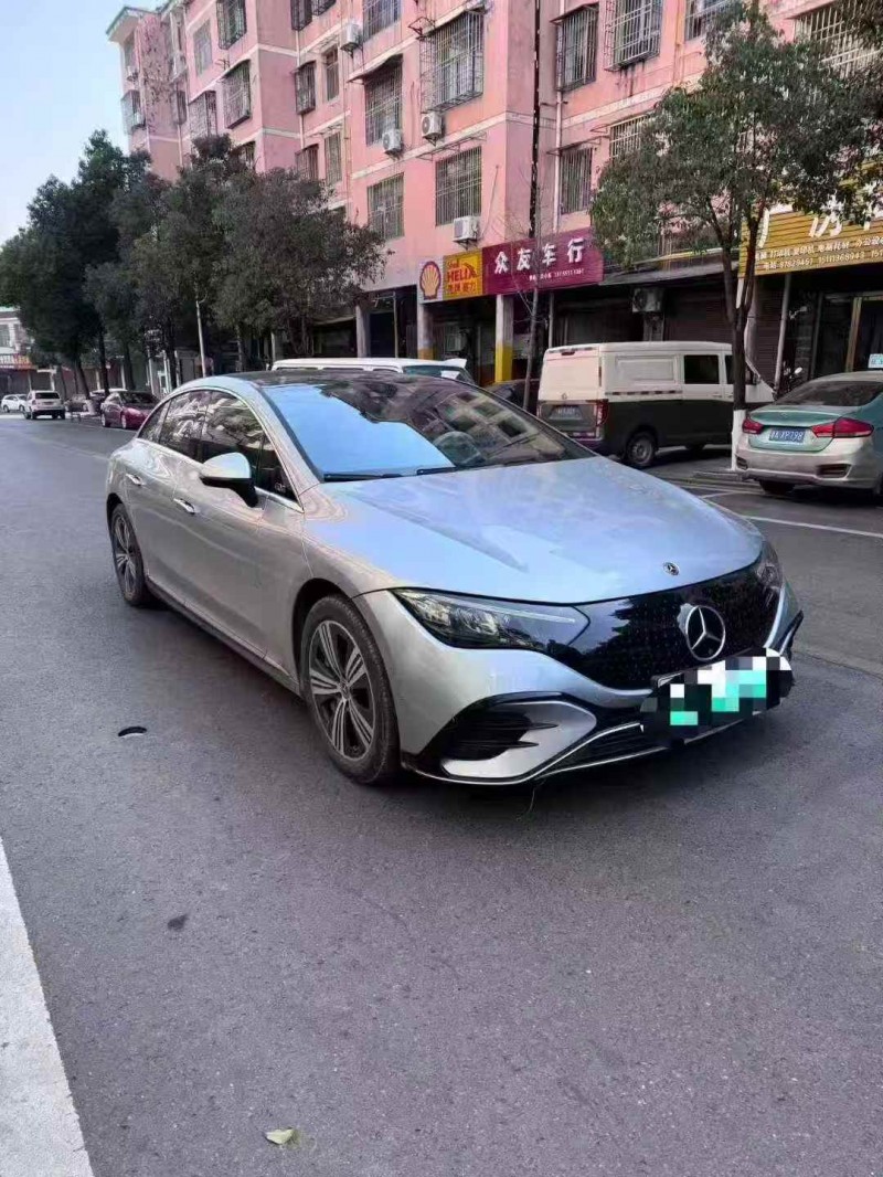 张家界23年奔驰EQE2