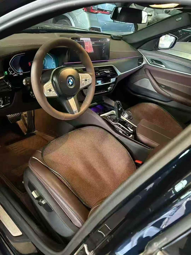 济宁23年宝马5系7