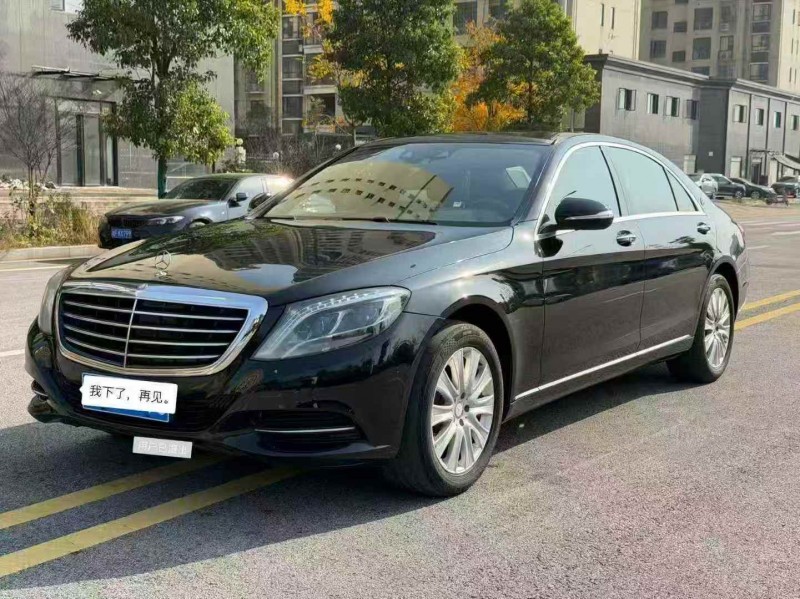 张家界16年奔驰S3