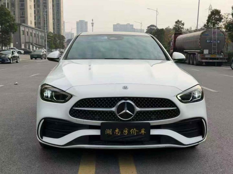 张家界21年奔驰C1