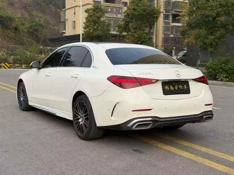 张家界21年奔驰C8