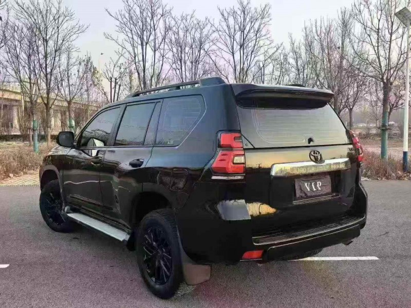 承德20年丰田普拉多8