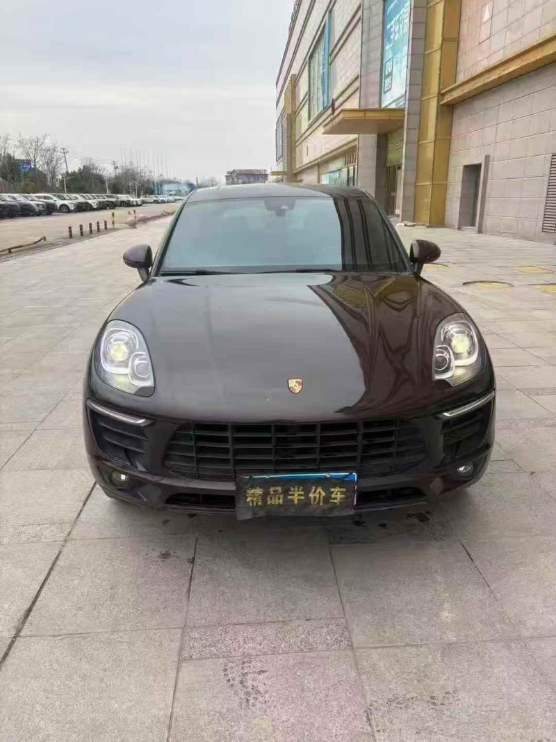 枣庄17年保时捷Macan1