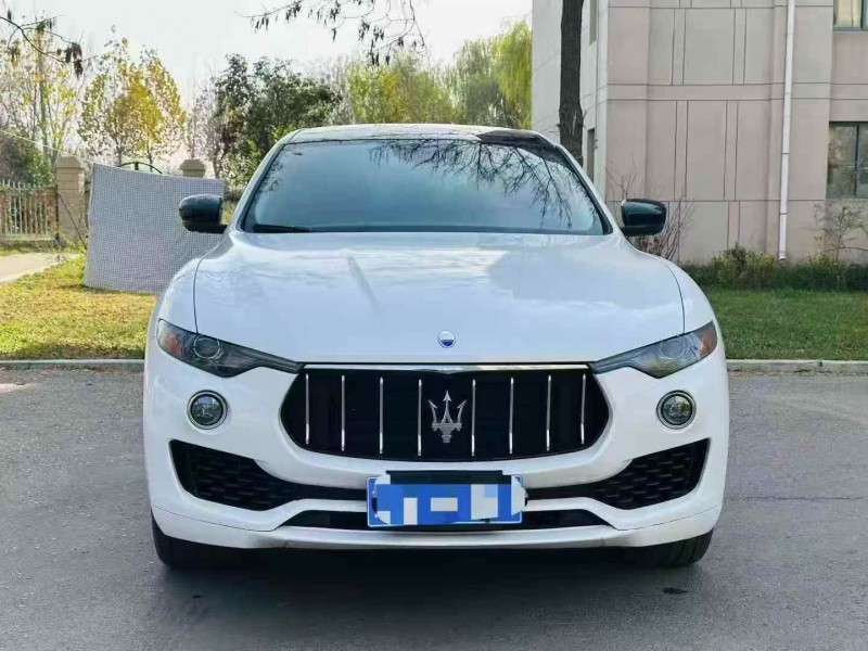 潍坊18年玛莎拉蒂Levante1