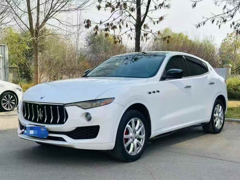 潍坊18年玛莎拉蒂Levante3