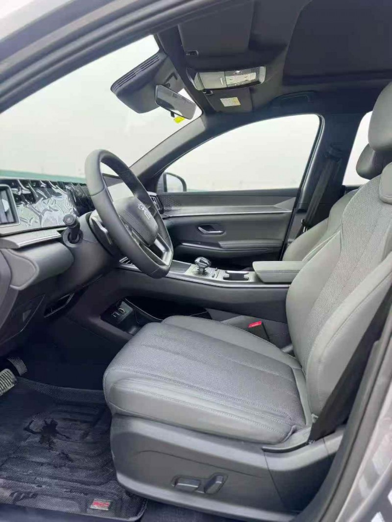 青岛25年比亚迪宋3