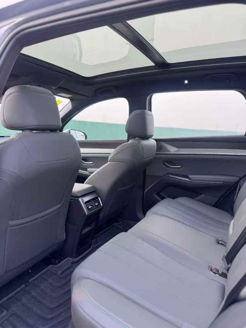 青岛25年比亚迪宋5