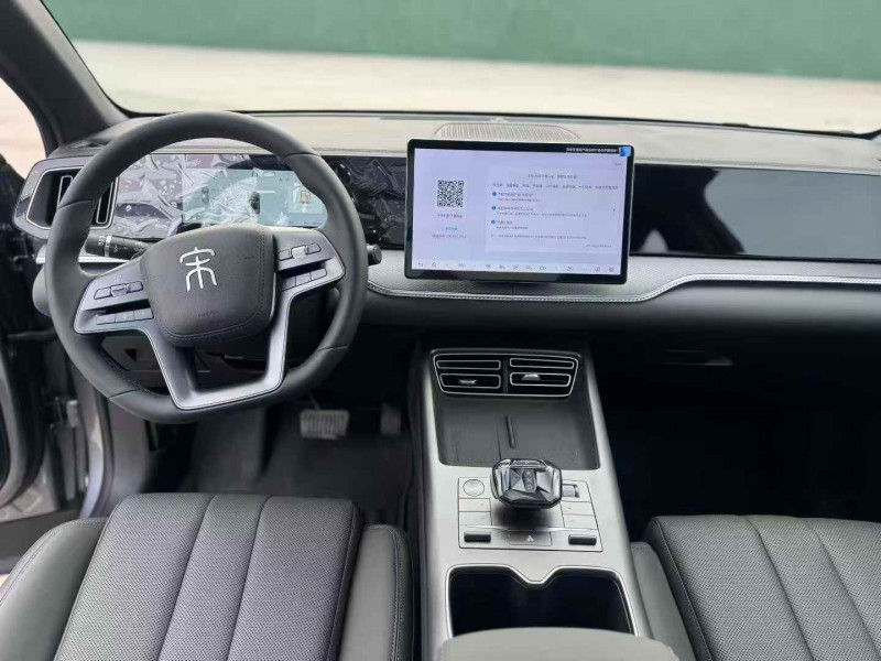 青岛25年比亚迪宋6