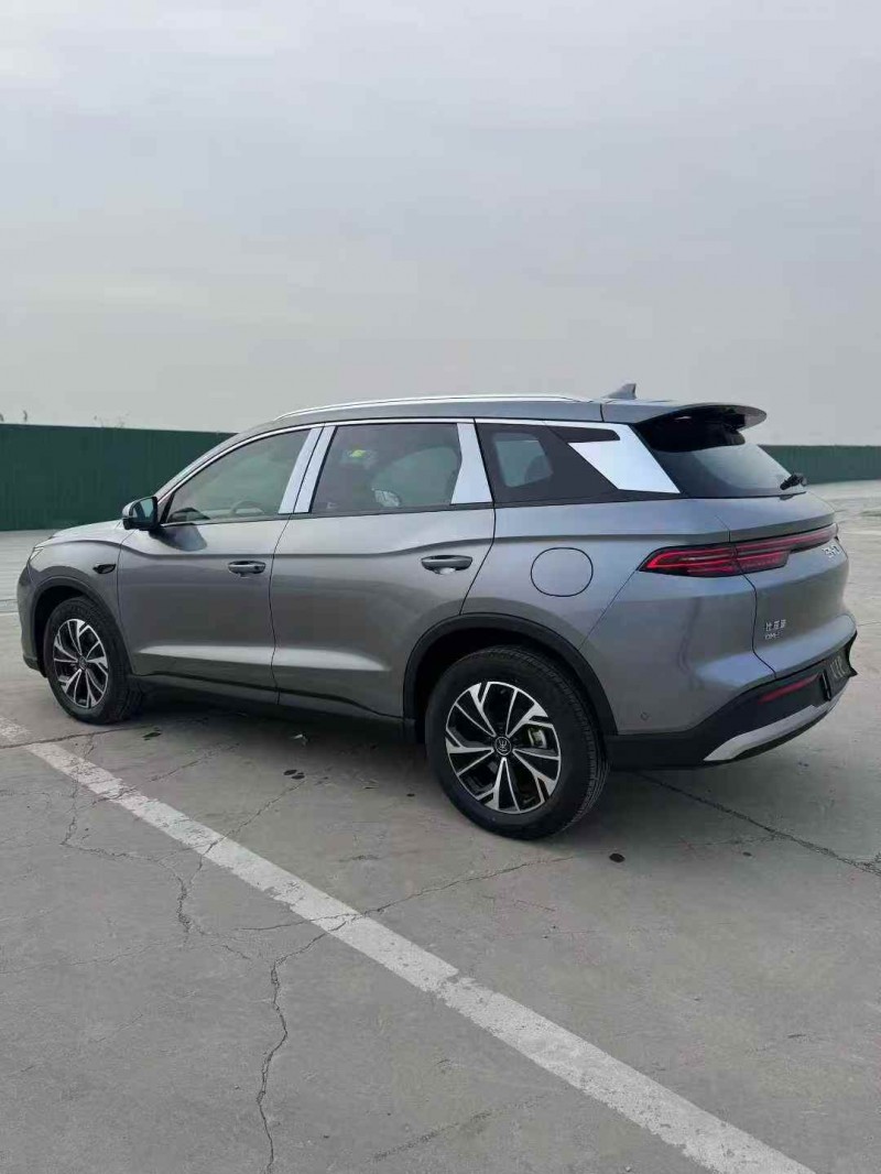 青岛25年比亚迪宋7