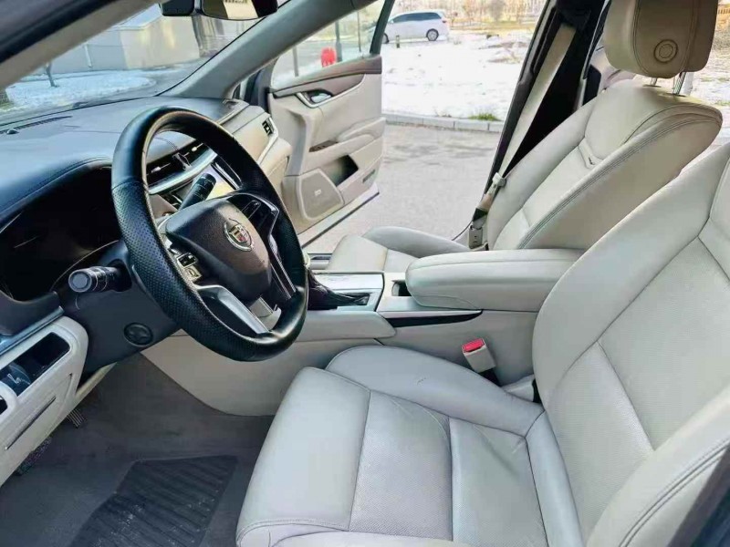 济宁14年凯迪拉克XTS6