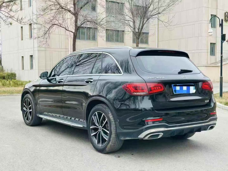 东营21年奔驰GLC7