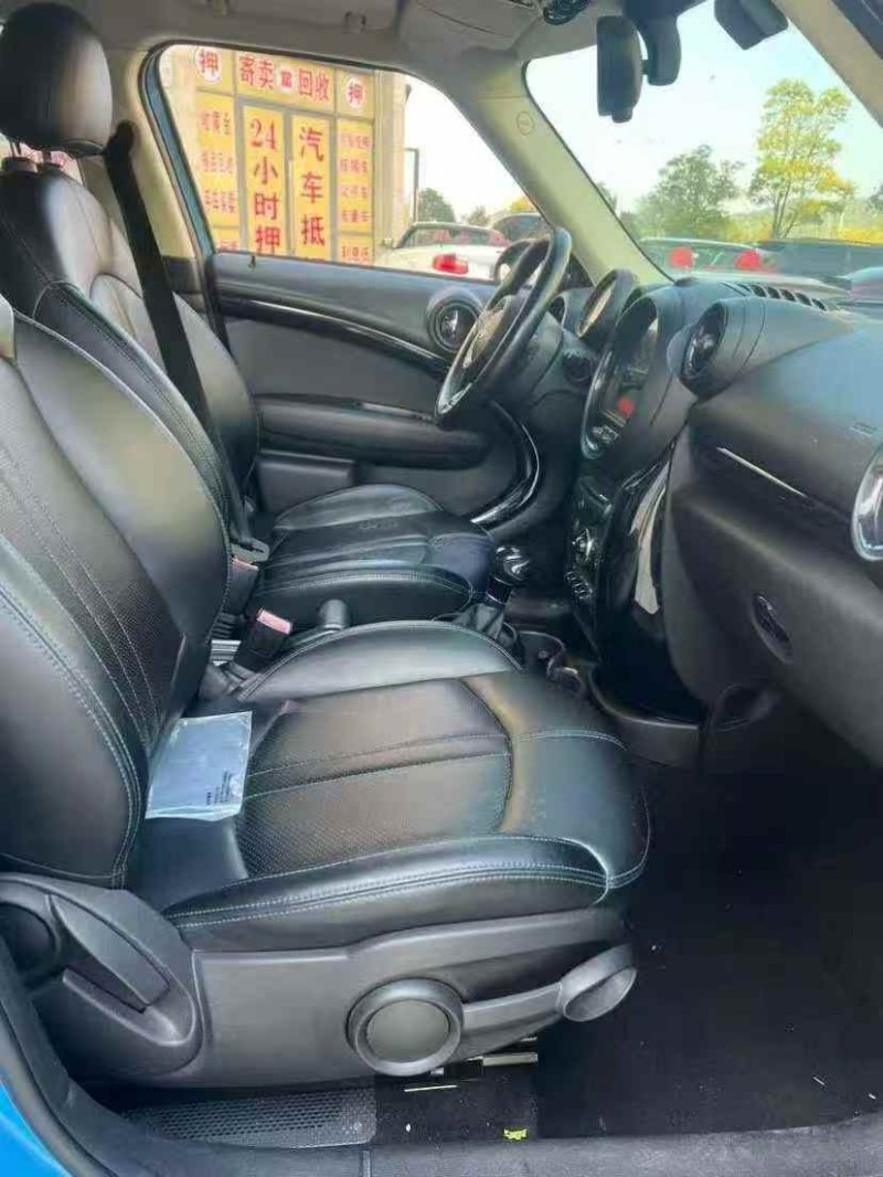 新余16年宝马迷你4