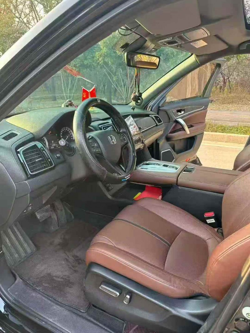 枣庄22年本田URV6