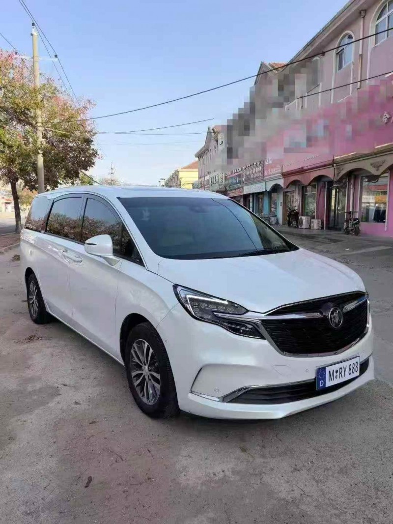 东营22年别克GL82