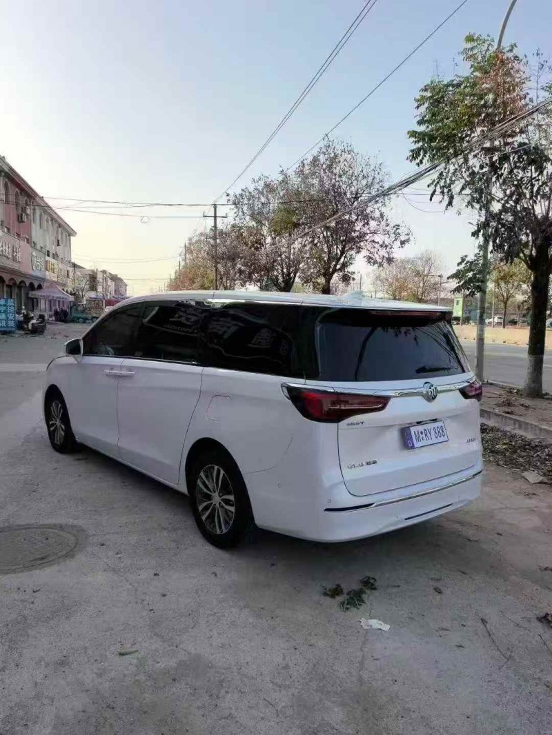 东营22年别克GL88