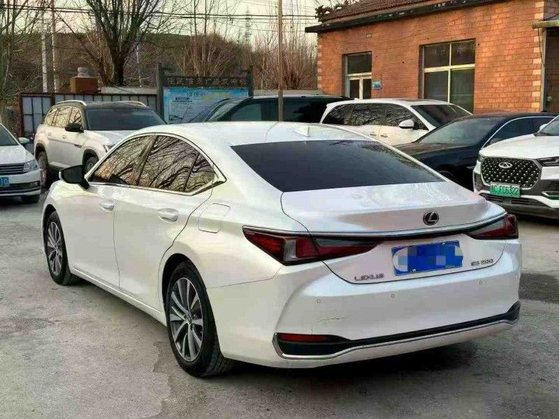 淄博18年雷克萨斯ES7