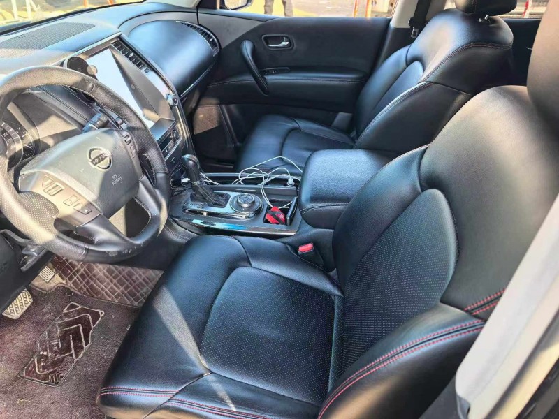 宝鸡17年日产途乐4