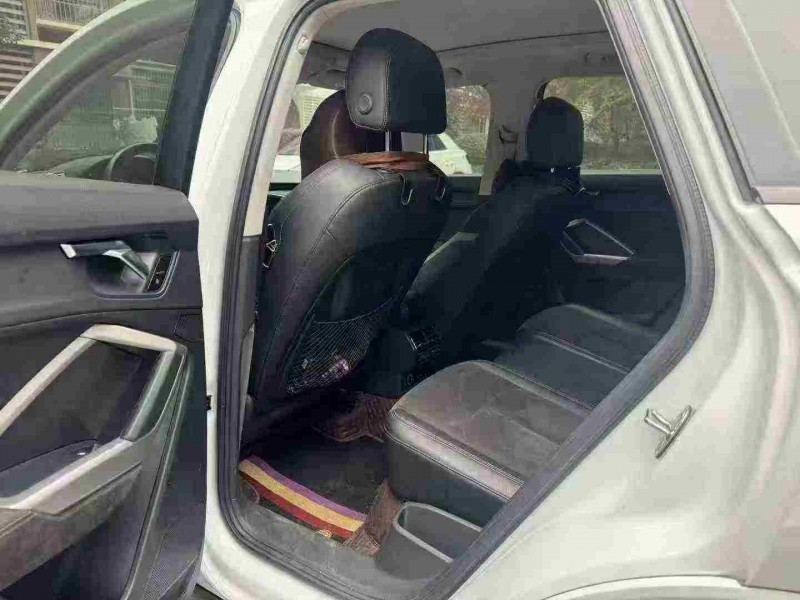 苏州21年奥迪Q36