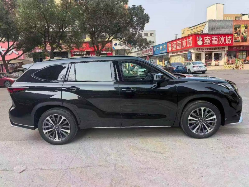 湘潭25年丰田皇冠8