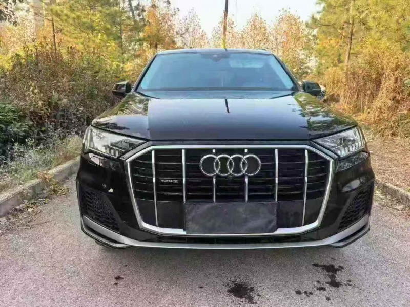 黄石21年奥迪Q71