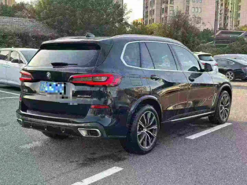 台州23年宝马X58