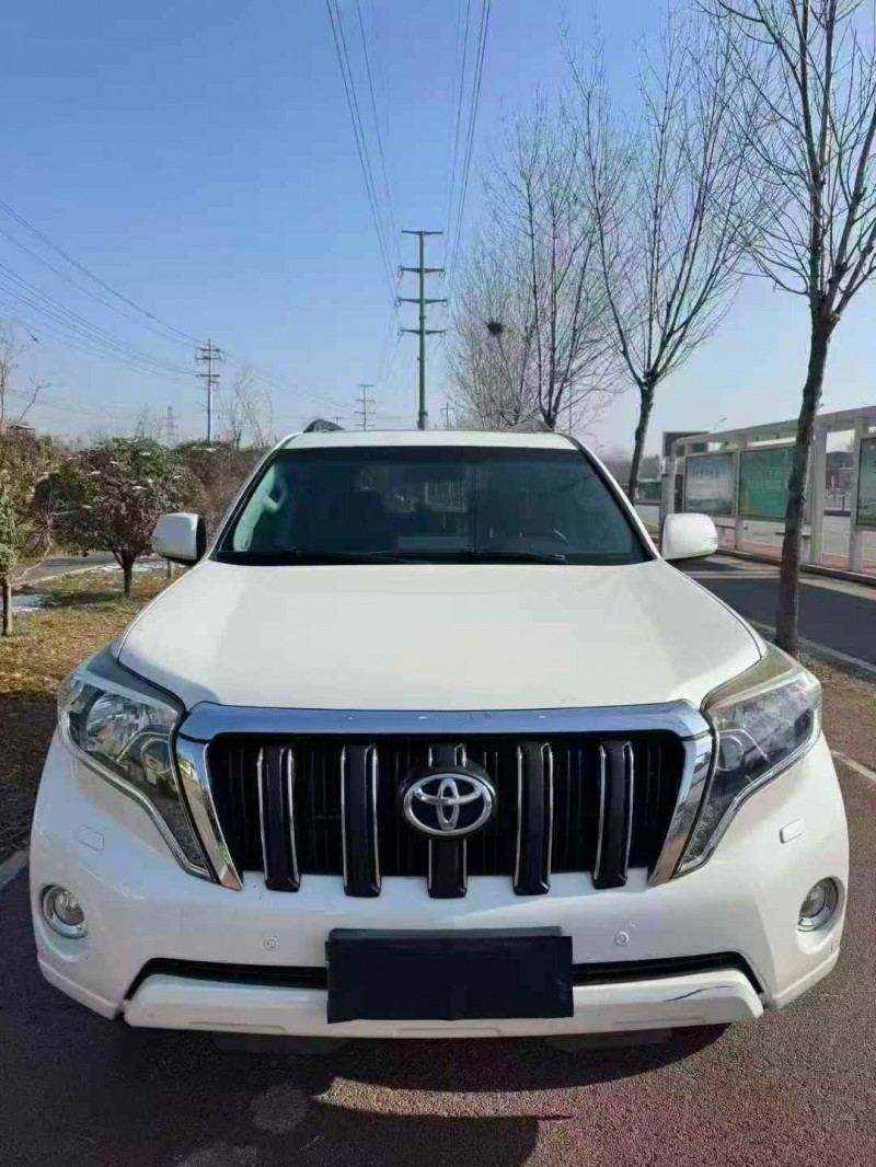 潍坊17年丰田普拉多1
